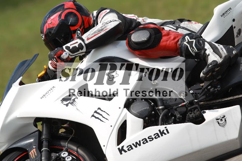 Archiv-2022/13 25.04.2022 Plüss Moto Sport ADR/Freies Fahren/83